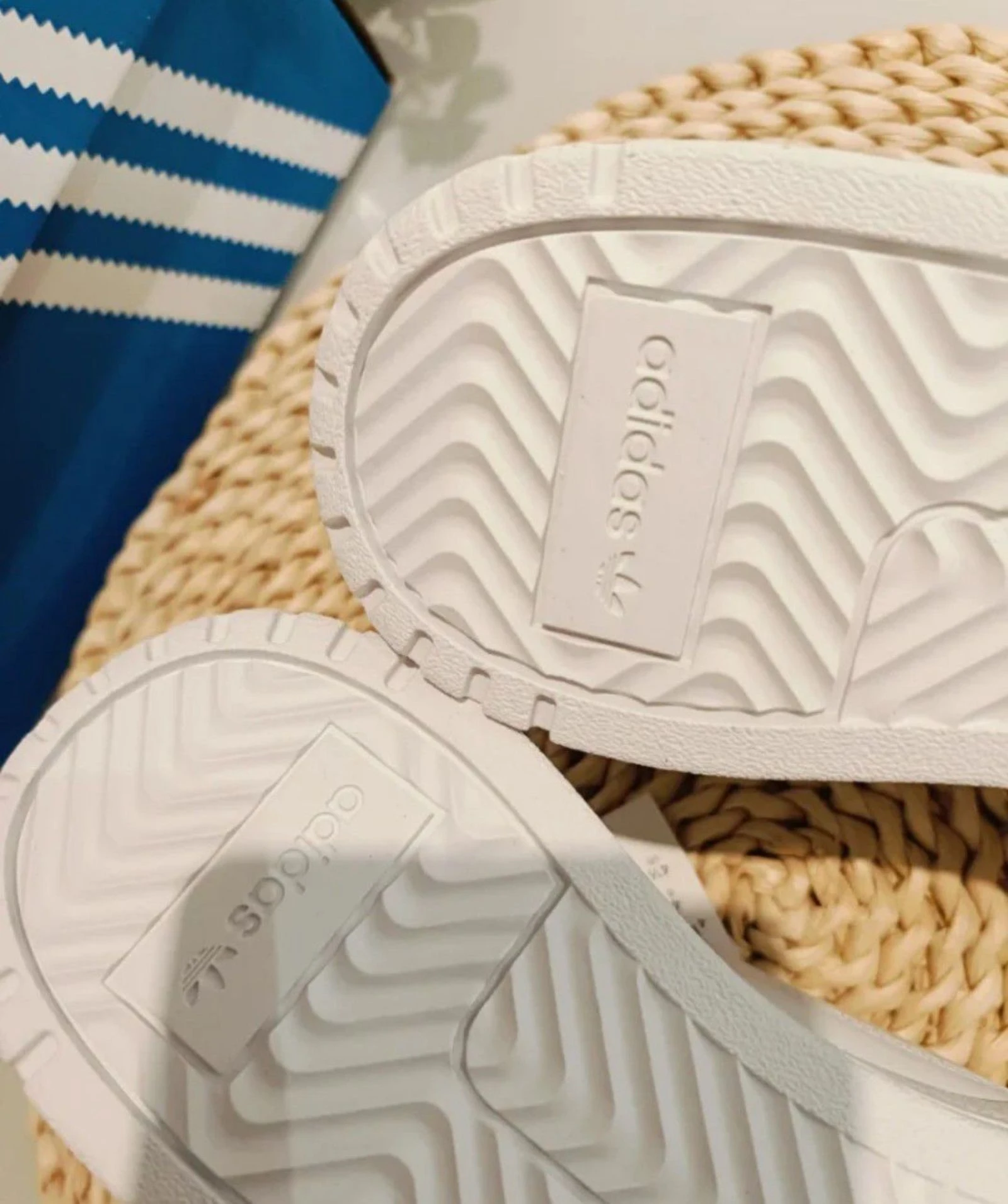 Tênis Adidas feminino tamanho 36,5 – photo 10